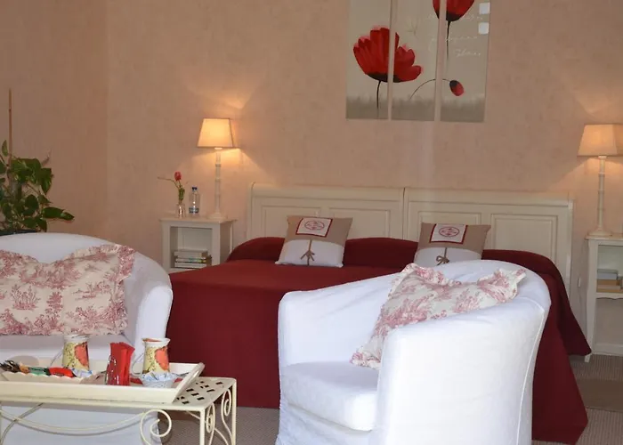 Le Clos Fleuri Bed & Breakfast